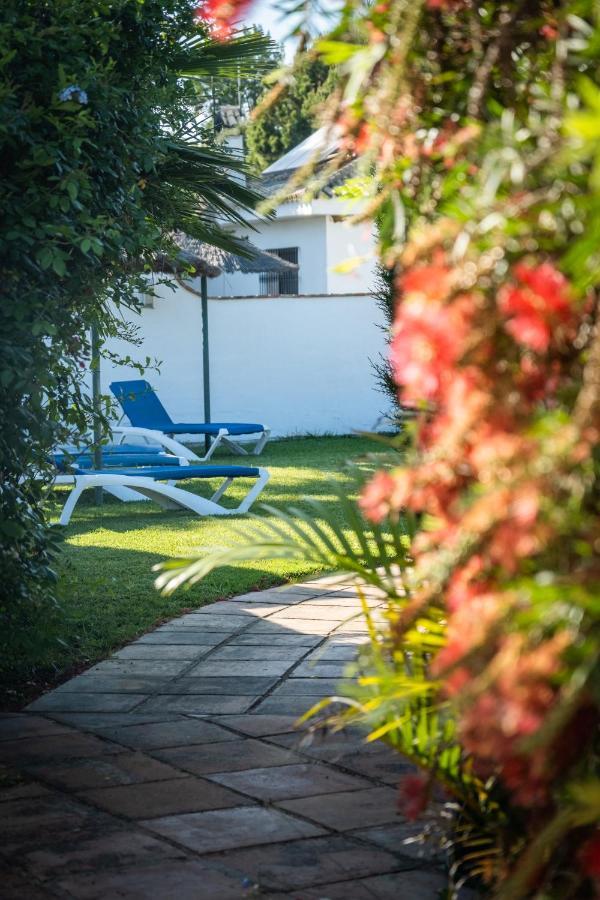 Hostal Cabo Roche โกนิล เด ลาฟรอนเตรา ภายนอก รูปภาพ